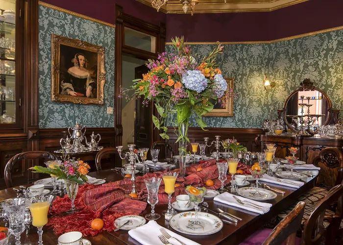 Luxury hotel only: The Empress Of Little Rock